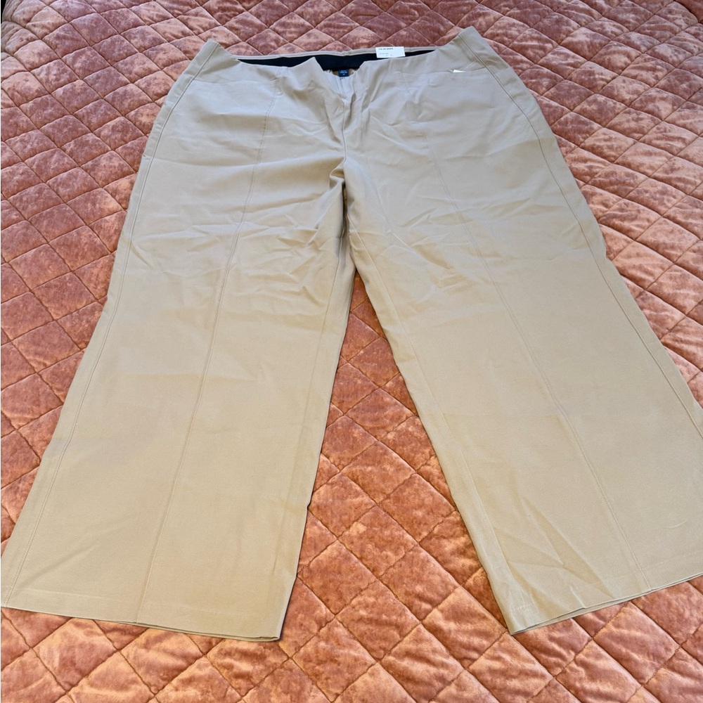 Old Navy High Rise Wide Leg Pants (size 3x) - Picture 2 of 5